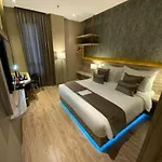 De Paris Hotel