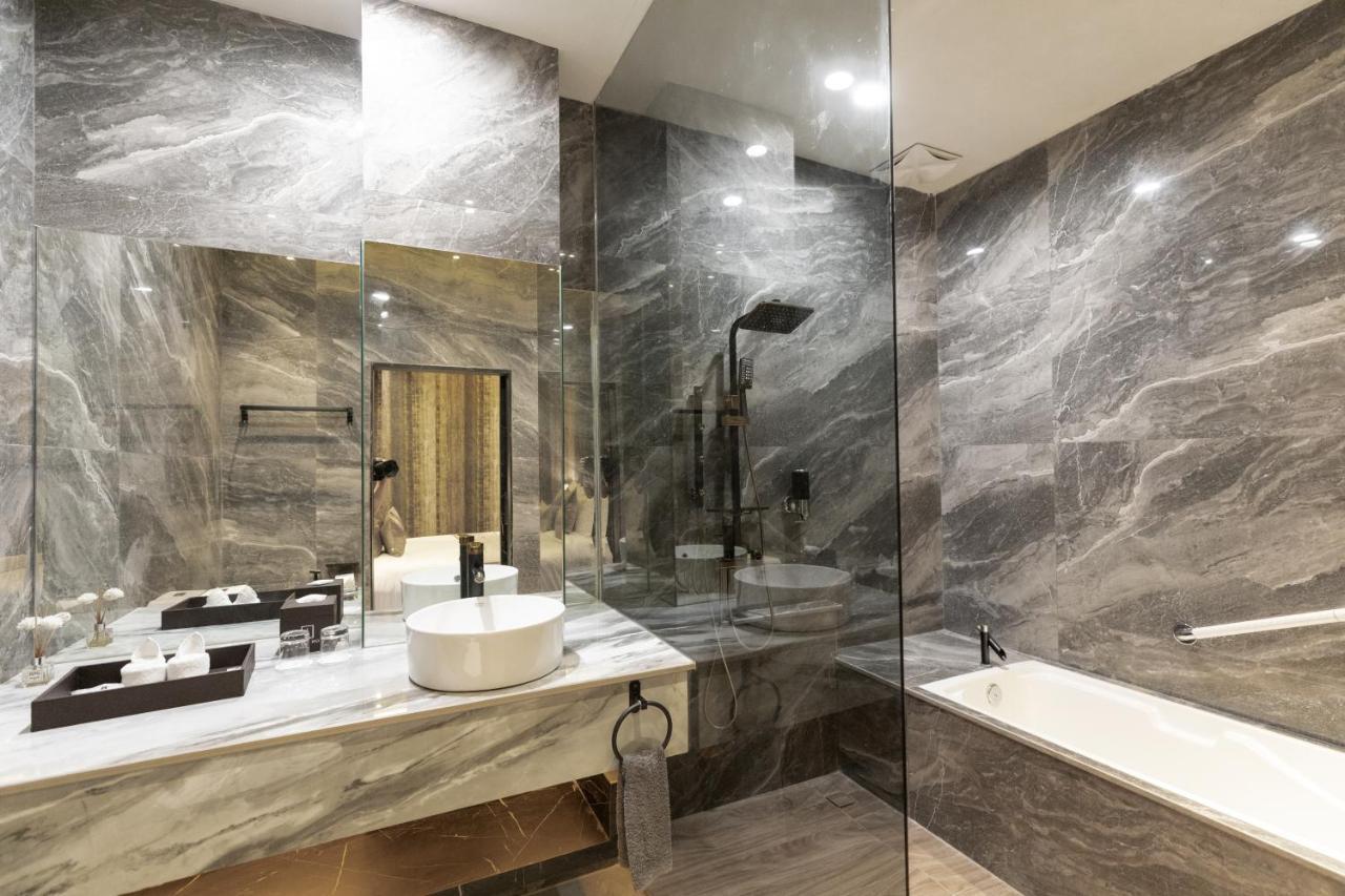 Hotel De Paris 4*